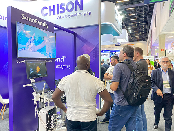 �� 2024 �� Hospitalar չ����ʹ�� SonoEye ��׽���˲��